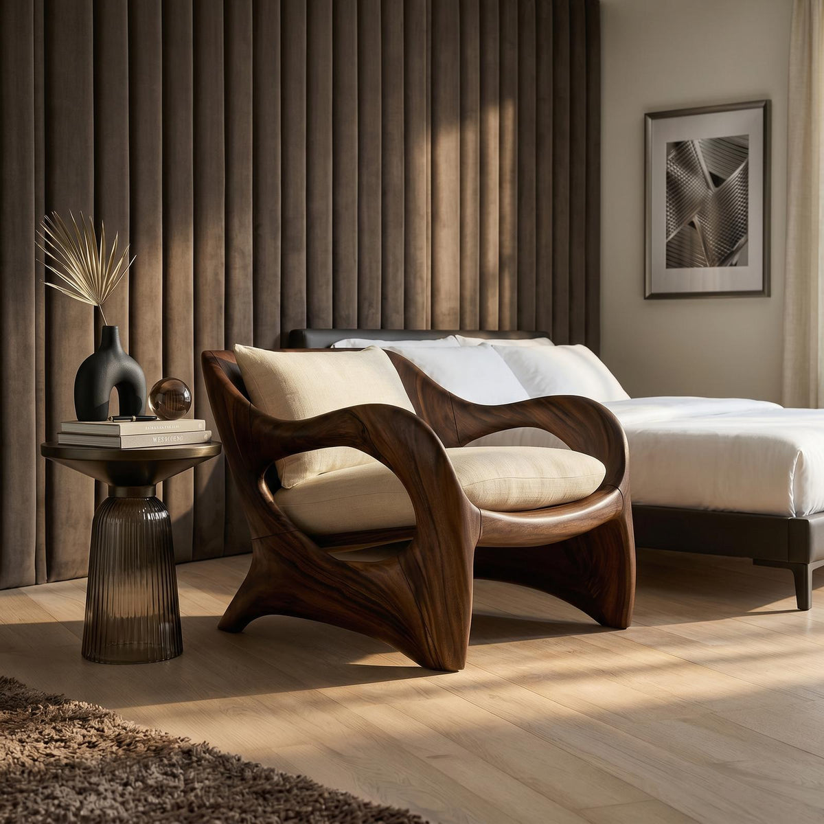Elegant Curved Wood Accent Chair for Luxury Bedroom Retreats
