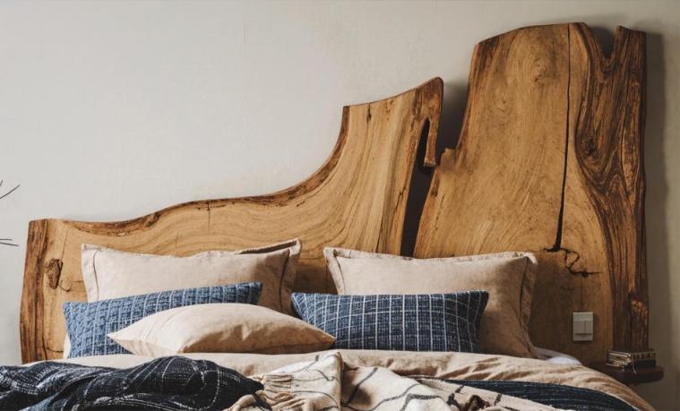 Rustic Live Edge Wooden Bed Frame And Headboard For Cozy Bedrooms